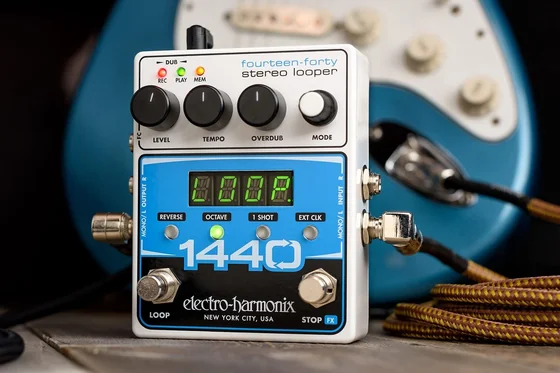 Electro-Harmonix 1440 Stereo Looper guitar effects pedal