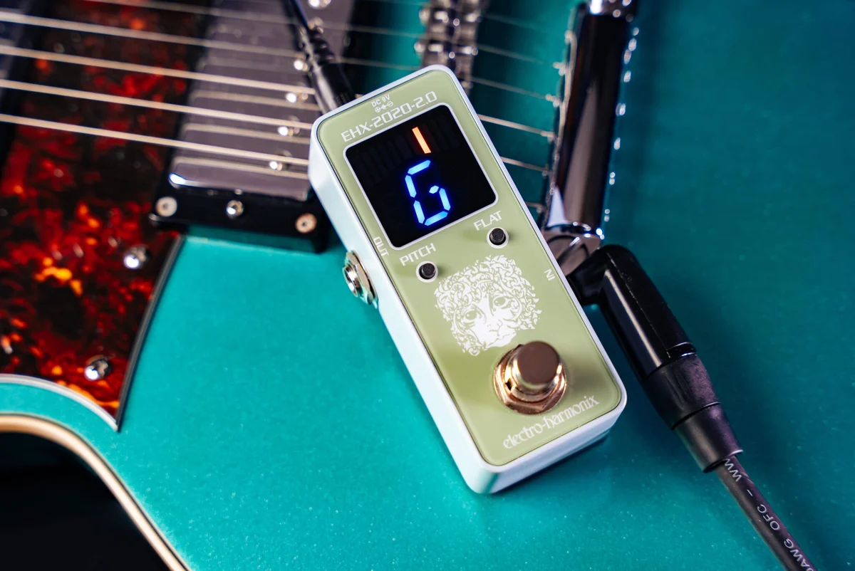 Electro-Harmonix 2020 V2 Tuner guitar effects pedal