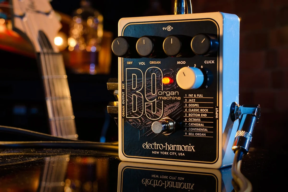 Electro-Harmonix B9 Organ Machine guitar effects pedal