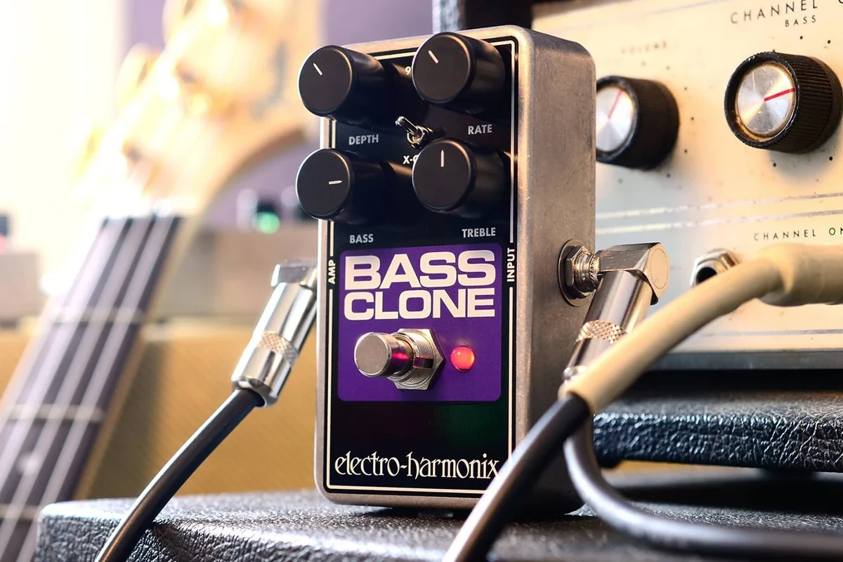 Electro-Harmonix Bass Clone guitar effects pedal
