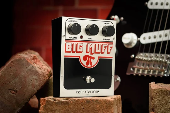 Electro-Harmonix Big Muff Pi guitar effects pedal
