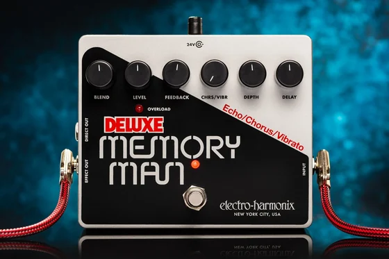 Electro-Harmonix Deluxe Memory Man guitar effects pedal