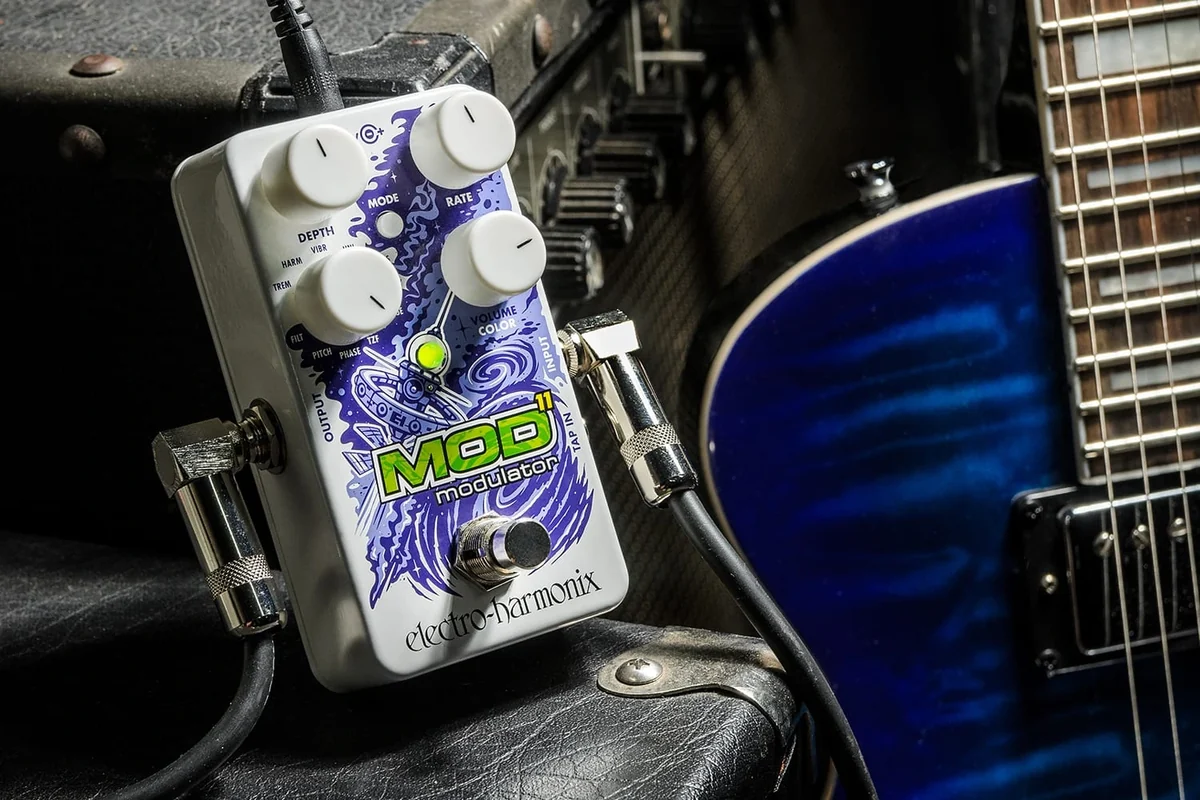 Electro-Harmonix MOD 11 guitar effects pedal